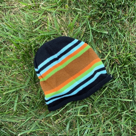 Vtg Y2K colorful knit floral flower beanie hat - Picture 2 of 2